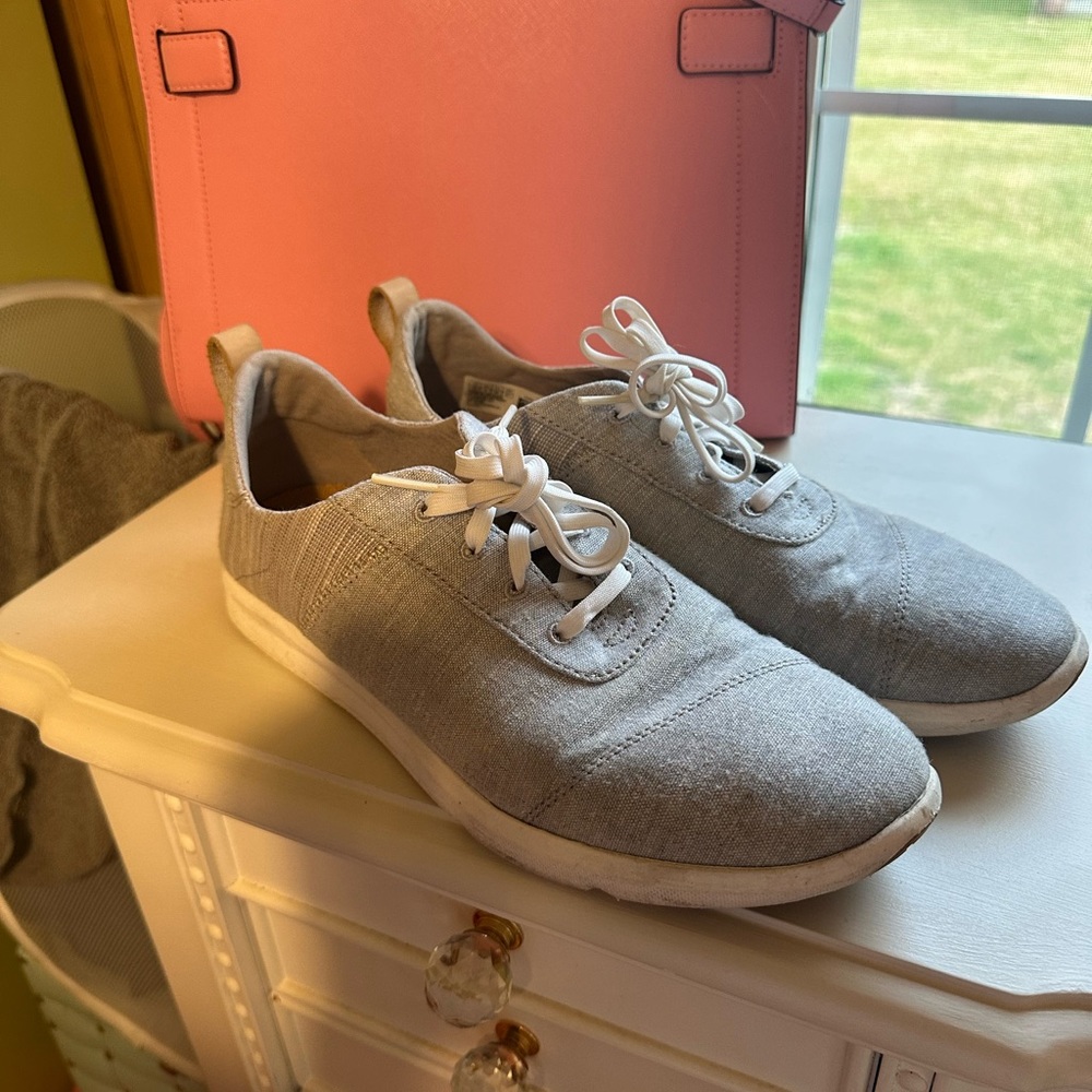 Tom Sneakers